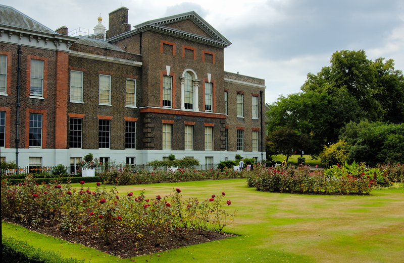 professional gardeners garden